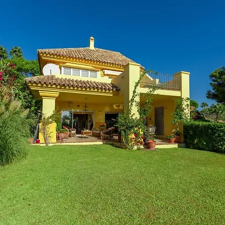 Golf In Marbella, Frontline Golfvilla In Rioreal Golf Marbella