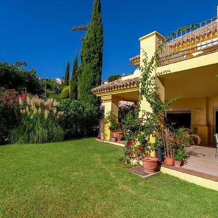 Golf In Marbella, Frontline Golfvilla In Rioreal Golf Marbella
